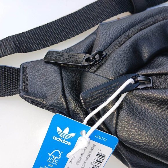 *NEW* Adidas Belt Bag Black Size 48 - Picture 5 of 11